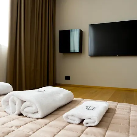 Zoe Luxury Bed & Breakfast CTA